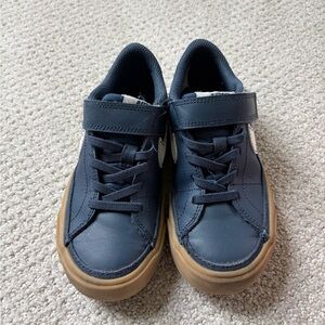 Kids Navy Blue court legacy  with Gum Sole